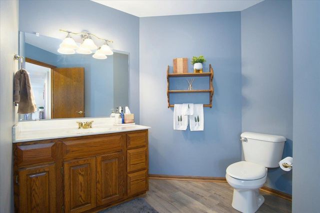 1801 Maplecrest Drive, Verona, WI 53593