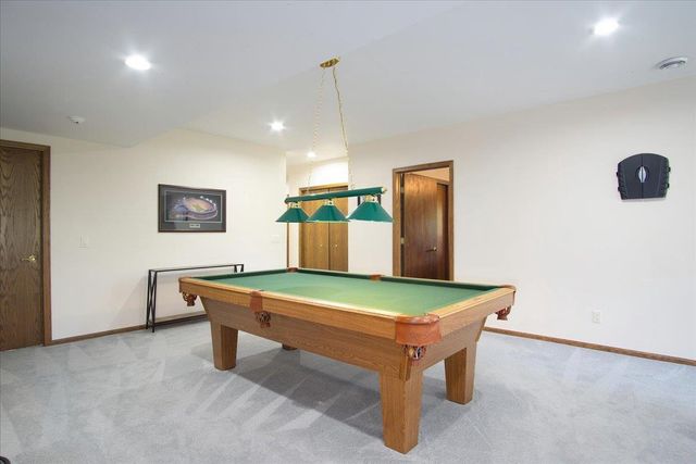 1801 Maplecrest Drive, Verona, WI 53593