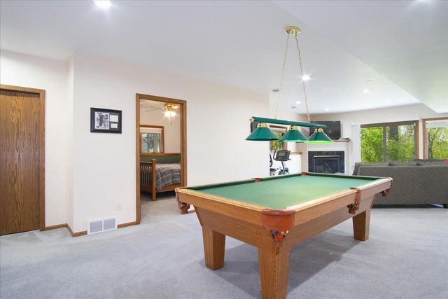 1801 Maplecrest Drive, Verona, WI 53593