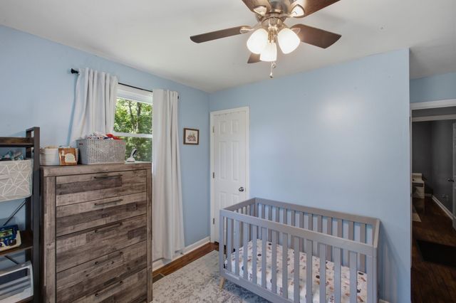 2103 Hillwood Dr, Centerville, TN 37033