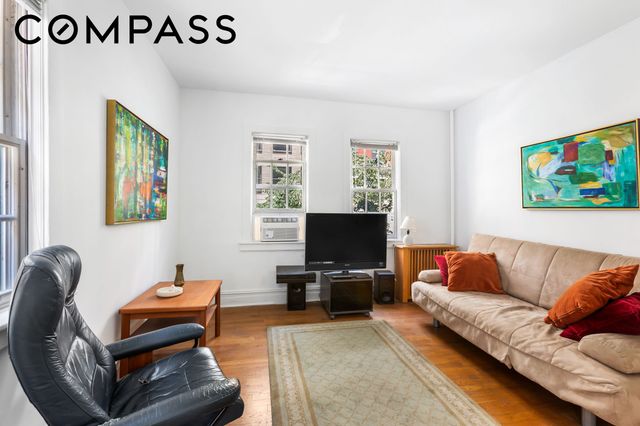 262 W 95th St Apt 2, New York City, NY 10025