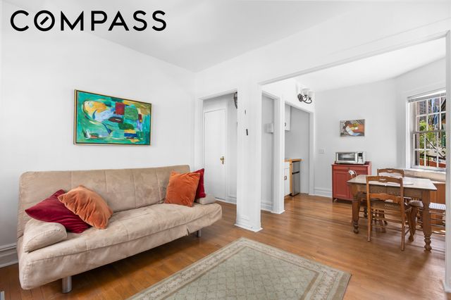 262 W 95th St Apt 2, New York City, NY 10025