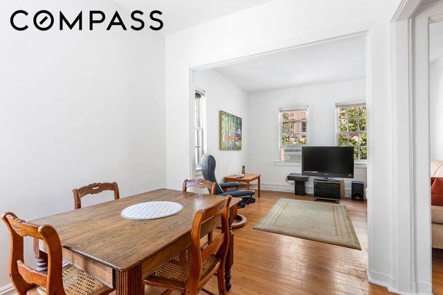 262 W 95th St Apt 2, New York City, NY 10025