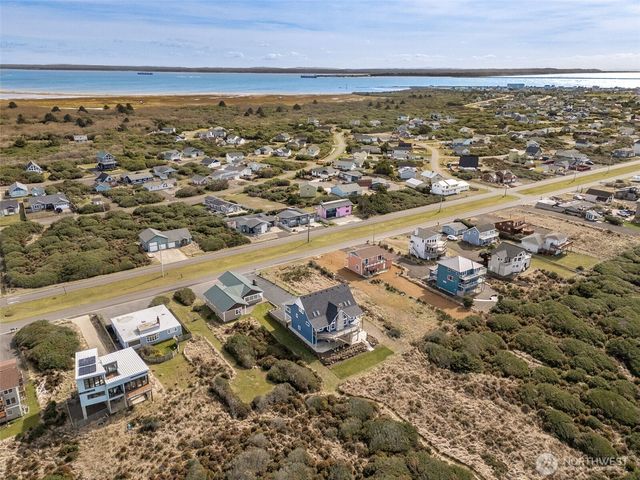 1071 Ocean Shores Boulevard SW, Ocean Shores, WA 98569