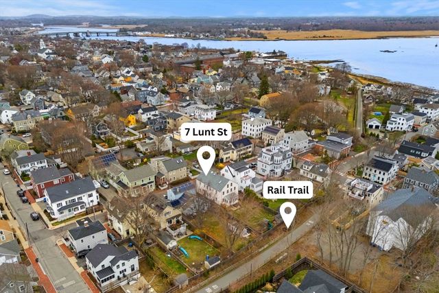 7 Lunt St, Newburyport, MA 01950