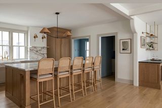 7 Lunt St, Newburyport, MA 01950