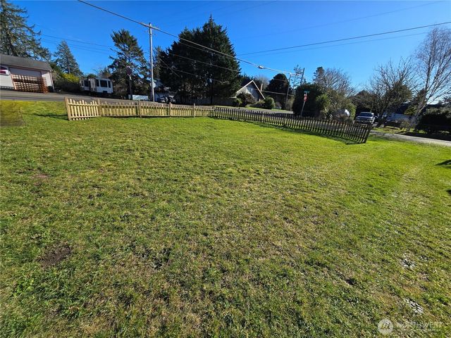 3403 Pacific Way, Seaview, WA 98644