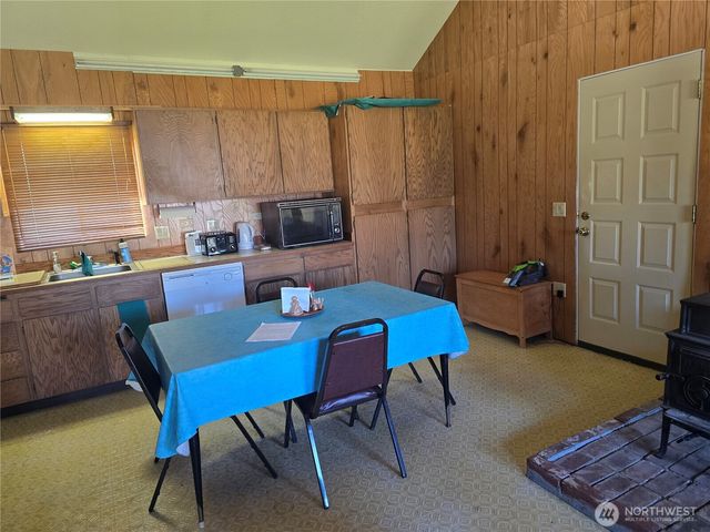 3403 Pacific Way, Seaview, WA 98644