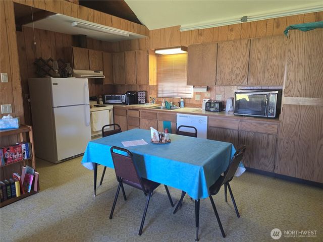 3403 Pacific Way, Seaview, WA 98644