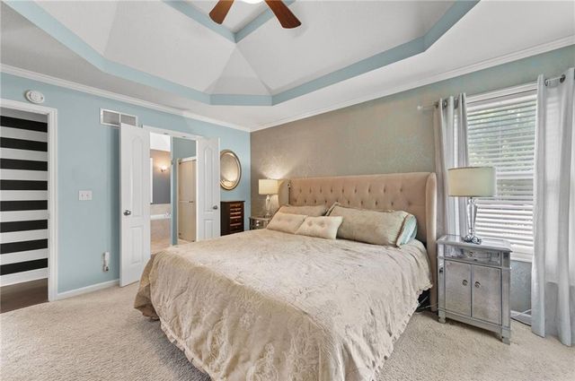 6705 E 138th Terrace, Grandview, MO 64030
