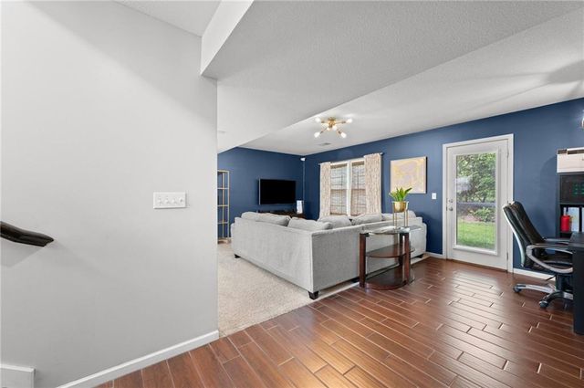 6705 E 138th Terrace, Grandview, MO 64030