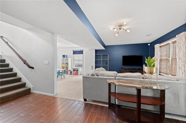 6705 E 138th Terrace, Grandview, MO 64030