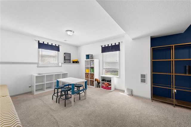 6705 E 138th Terrace, Grandview, MO 64030