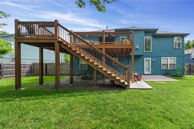6705 E 138th Terrace, Grandview, MO 64030