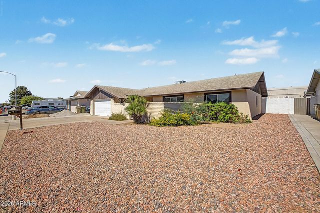 13825 N 52ND Avenue, Glendale, AZ 85306