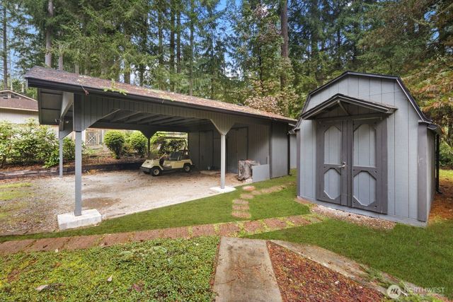 11132 Country Club Drive, Anderson Island, WA 98303