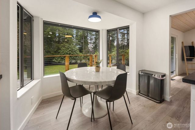 11132 Country Club Drive, Anderson Island, WA 98303