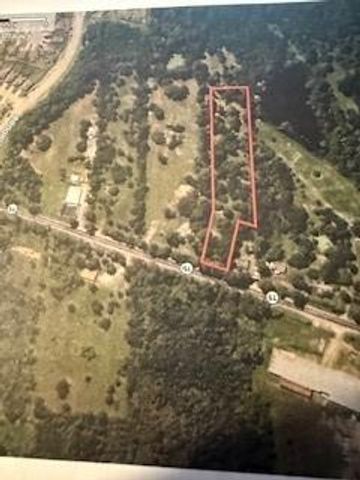 1065 State Highway 75 N, Huntsville, TX 77320