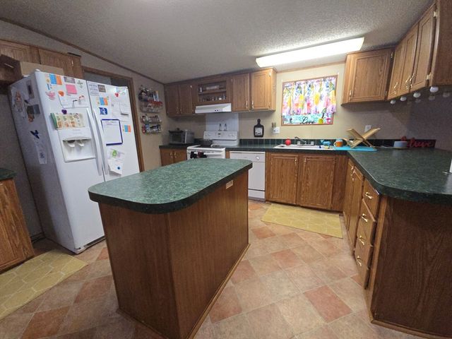 66 Wilson Haven Dr., Ashford, AL 36312