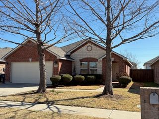 12724 Foxpaw Trail, Fort Worth, TX 76244