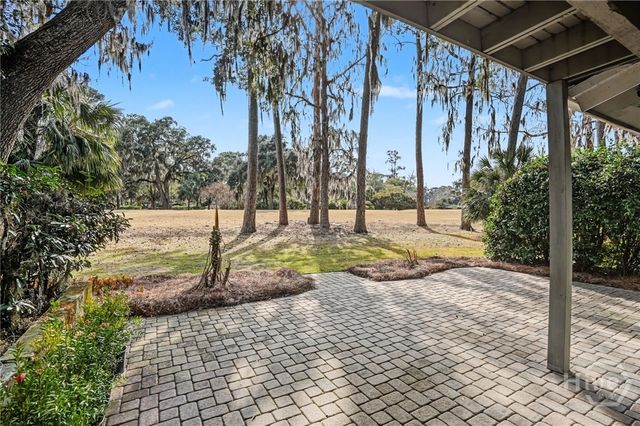 40 Dame Kathryn Drive, Savannah, GA 31411