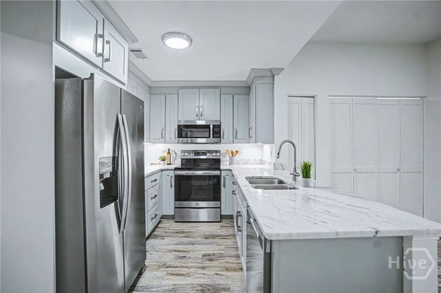 40 Dame Kathryn Drive, Savannah, GA 31411