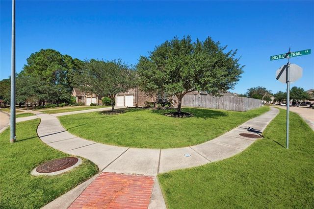 16026 Rustlers Trail Lane, Cypress, TX 77429