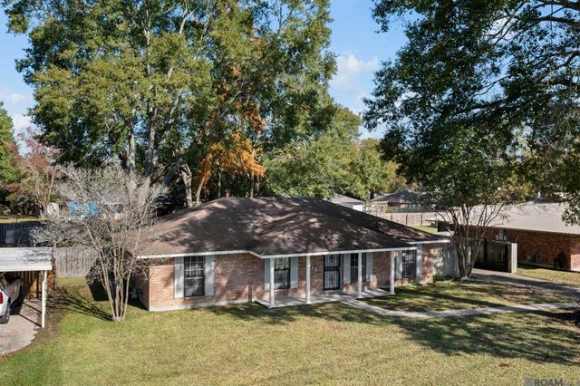 10815 Stanley Aubin Ln, Baton Rouge, LA 70816