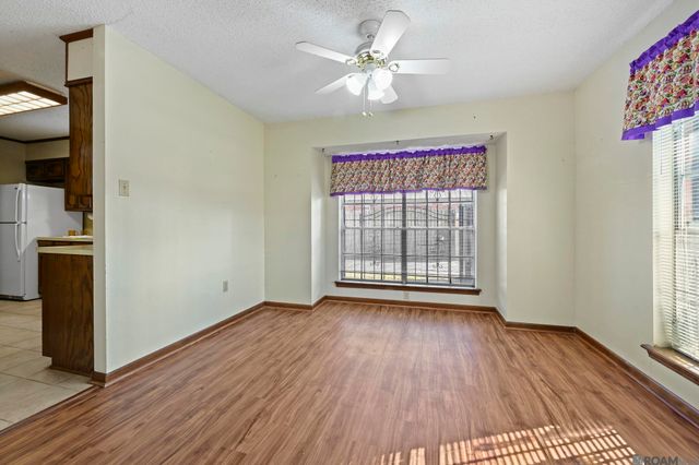 10815 Stanley Aubin Ln, Baton Rouge, LA 70816