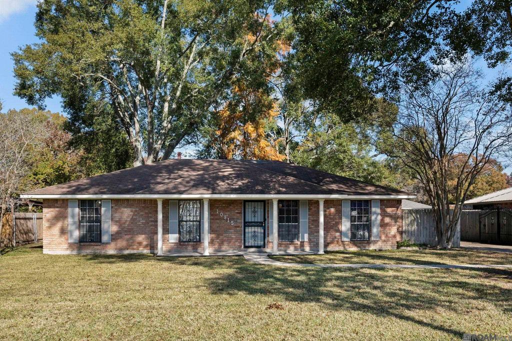 10815 Stanley Aubin Ln, Baton Rouge, LA 70816