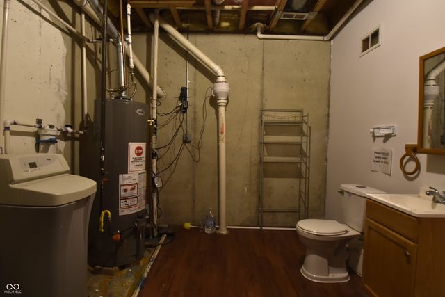 1830 Brook Crossing Way, Indianapolis, IN 46229