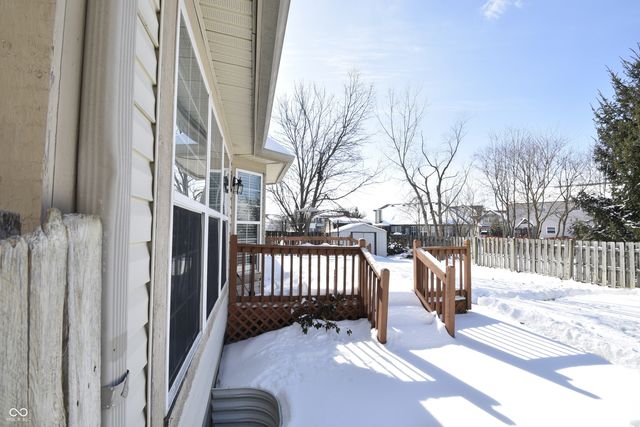 1830 Brook Crossing Way, Indianapolis, IN 46229