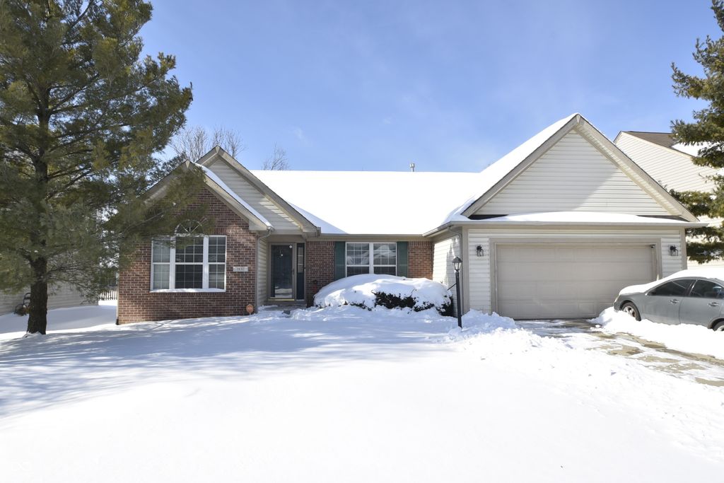 1830 Brook Crossing Way, Indianapolis, IN 46229