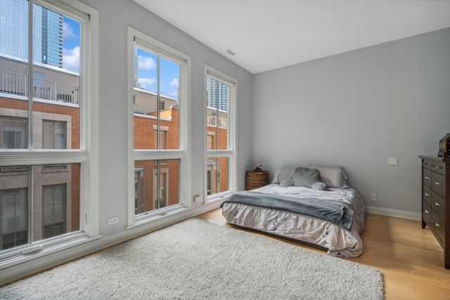 430 E North Water Street A, Chicago, IL 60611