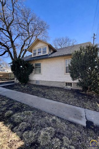215 E 8th Ave, Emporia, KS 66801