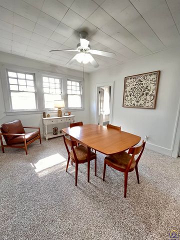 215 E 8th Ave, Emporia, KS 66801