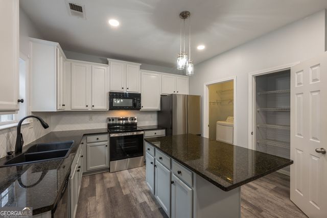 5192 Centennial Creek View NW, Acworth, GA 30102