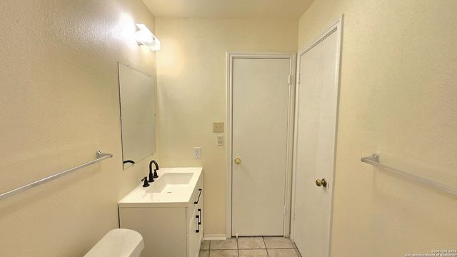 8904 Amber Dusk, San Antonio, TX 78250