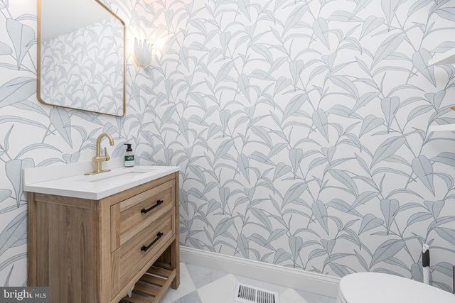 400 E 3RD AVENUE D, North Wildwood, NJ 08260