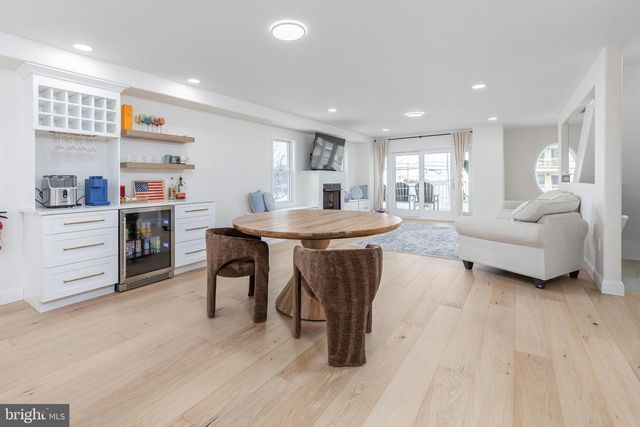 400 E 3RD AVENUE D, North Wildwood, NJ 08260