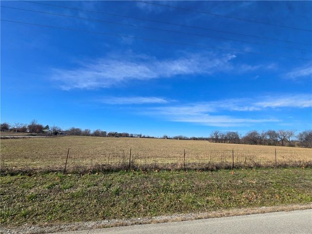1044 AR-102, Decatur, AR 72722