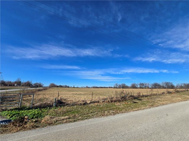 1044 AR-102, Decatur, AR 72722