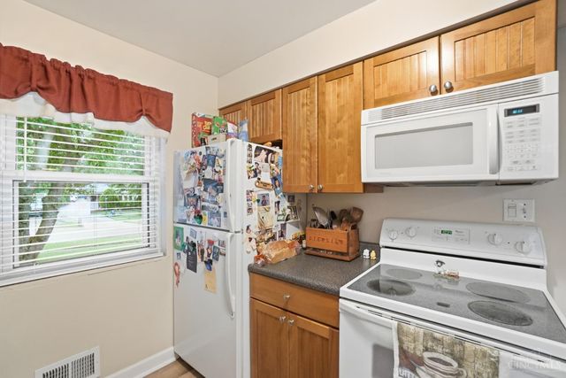 5889 Willow Oak Lane, Green Twp, OH 45239