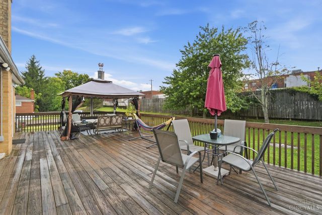 5889 Willow Oak Lane, Green Twp, OH 45239