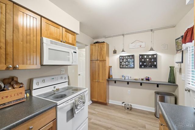5889 Willow Oak Lane, Green Twp, OH 45239