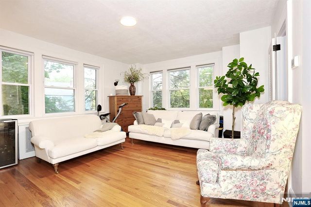 427 Stockton Place 2, Englewood, NJ 07631