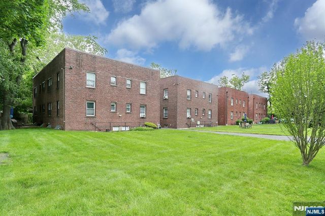 427 Stockton Place 2, Englewood, NJ 07631