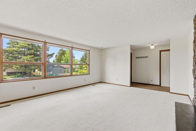 5207 S Dearborn Dr, Spokane, WA 99223