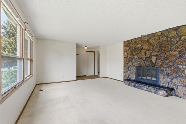5207 S Dearborn Dr, Spokane, WA 99223