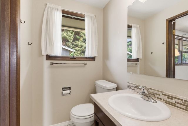 5207 S Dearborn Dr, Spokane, WA 99223
